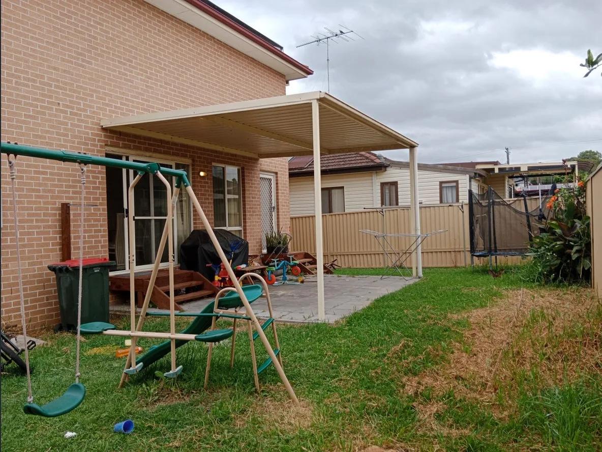 Property garden after AI outdoor decluttering before